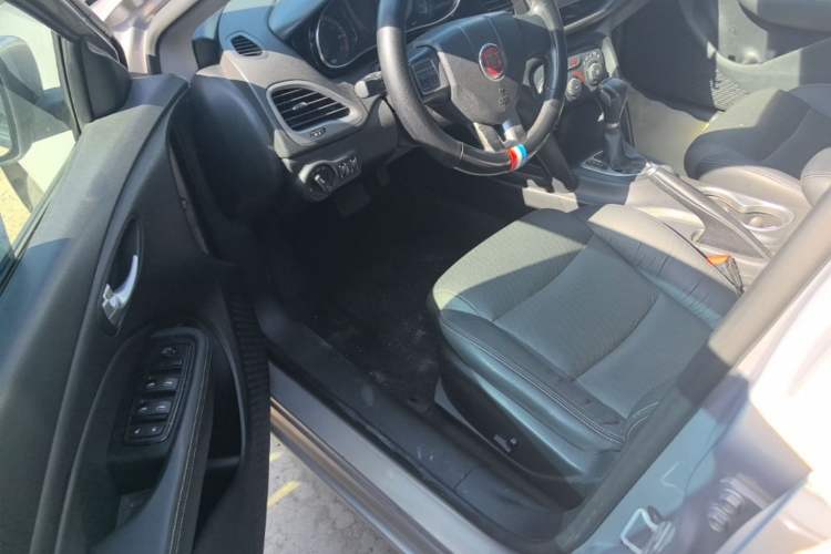 Used Fiat Viaggio 2012 1.4T Automatic Jingxiang Edition Driver Seat