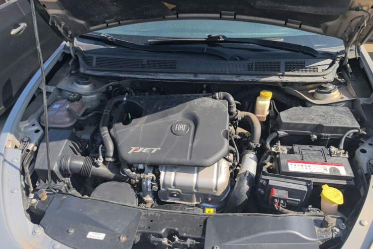 Used Fiat Viaggio 2012 1.4T Automatic Jingxiang Edition Engine Bay