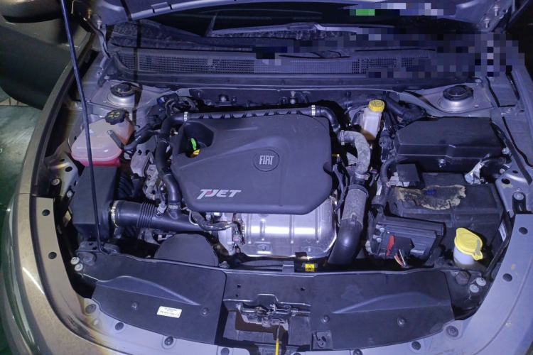 Used Fiat Viaggio 2012 1.4T Automatic Enjoyment Edition Engine Bay
