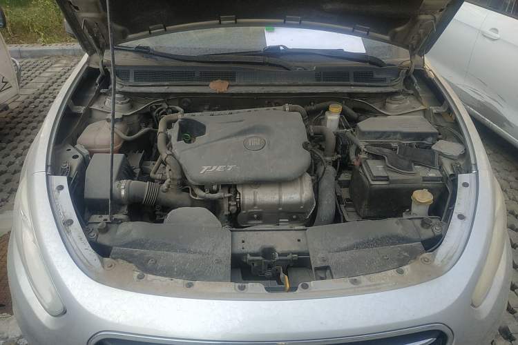 Used Fiat Viaggio 2012 1.4T Manual Enjoyment Edition Engine Bay