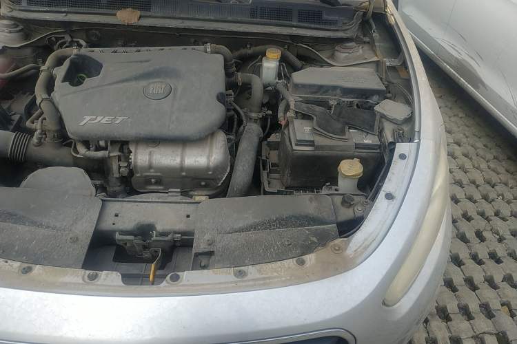 Used Fiat Viaggio 2012 1.4T Manual Enjoyment Edition Engine Bay Left