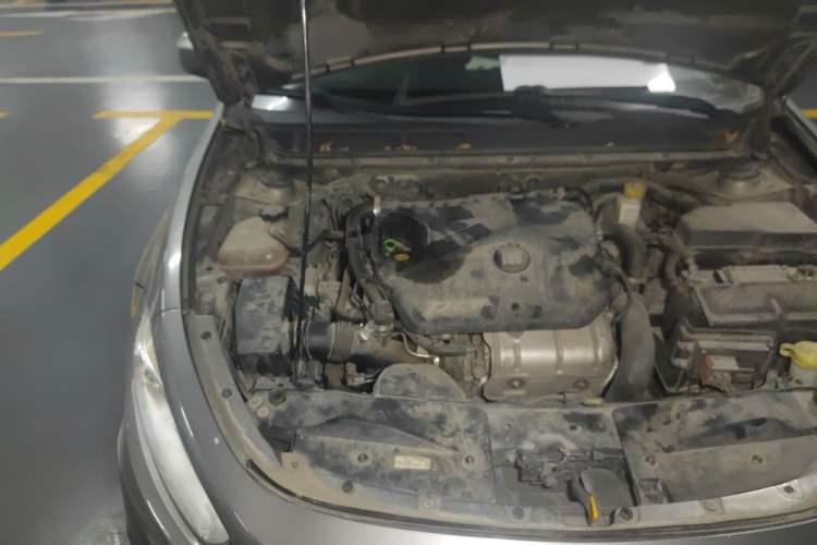 Used Fiat Viaggio 2012 1.4T Automatic Jingxiang Edition Engine Bay Right