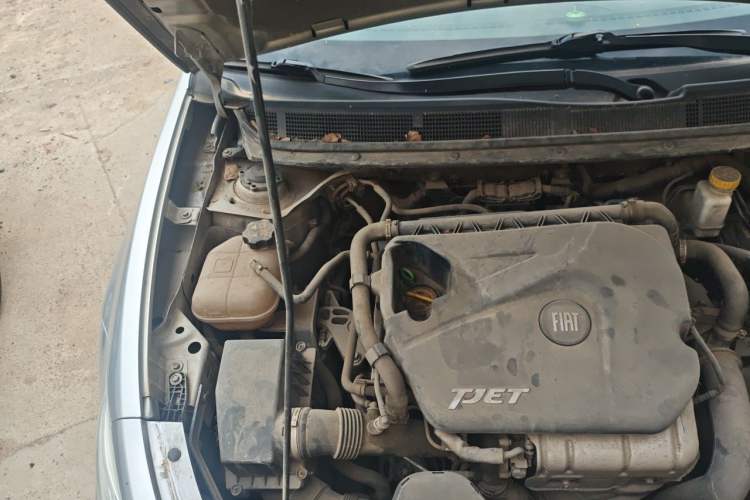 Used Fiat Viaggio 2012 1.4T Automatic Jingxiang Edition Engine Bay Right