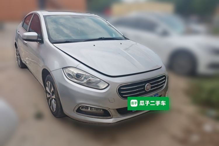 Used Fiat Viaggio 2012 1.4T Automatic Jingxiang Edition Front Right 45 Deg