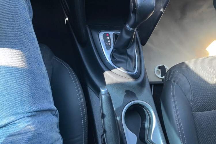 Used Fiat Viaggio 2012 1.4T Automatic Jingxiang Edition Gear Lever