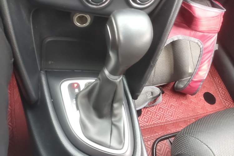 Used Fiat Viaggio 2012 1.4T Automatic Jingxiang Edition Gear Lever