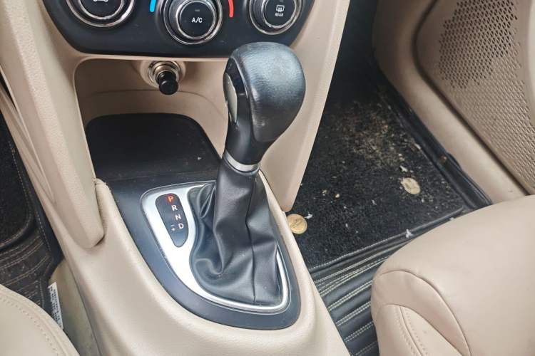 Used Fiat Viaggio 2012 1.4T Automatic Jingxiang Edition Gear Lever