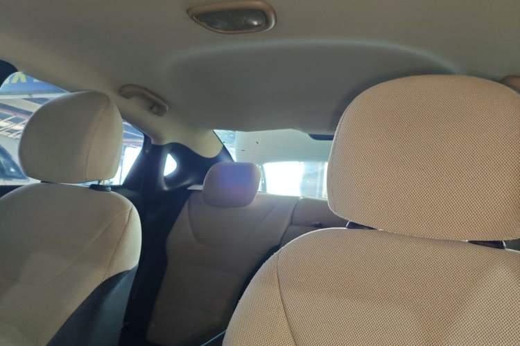 Used Fiat Viaggio 2012 1.4T Automatic Enjoyment Edition Headliner