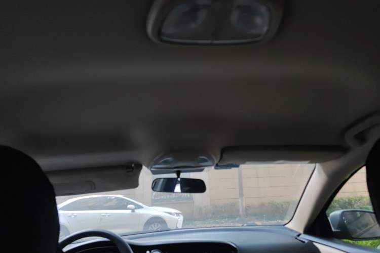 Used Fiat Viaggio 2012 1.4T Automatic Enjoyment Edition Headliner