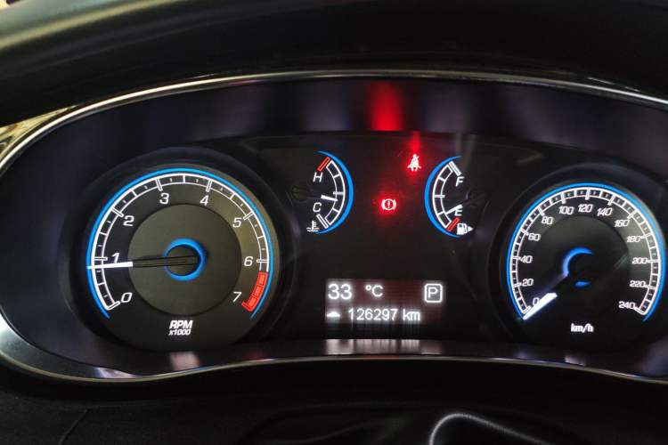 Used Fiat Viaggio 2012 1.4T Automatic Enjoyment Edition Instrument Cluster