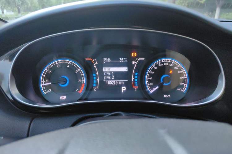 Used Fiat Viaggio 2012 1.4T Automatic Luxury Edition Instrument Cluster