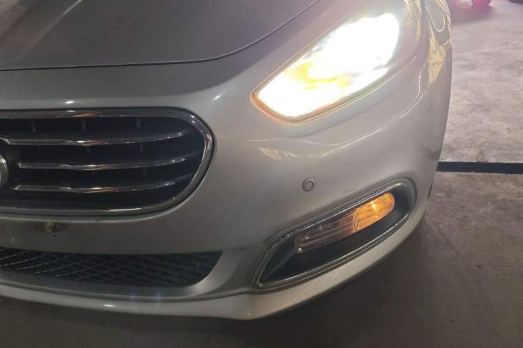 Used Fiat Viaggio 2012 1.4T Automatic Enjoyment Edition Left Front Headlight