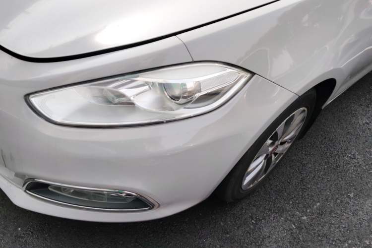 Used Fiat Viaggio 2012 1.4T Automatic Jingxiang Edition Left Front Headlight