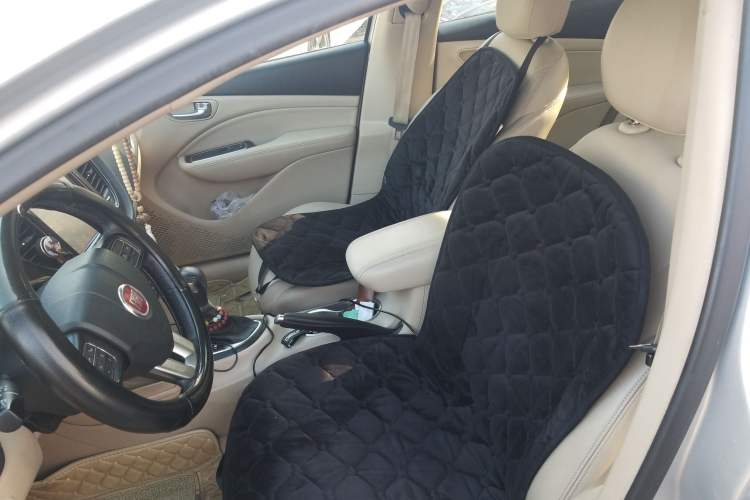 Used Fiat Viaggio 2012 1.4T Automatic Luxury Edition Left Front Seat