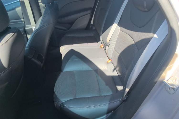 Used Fiat Viaggio 2012 1.4T Automatic Jingxiang Edition Left Rear Seat