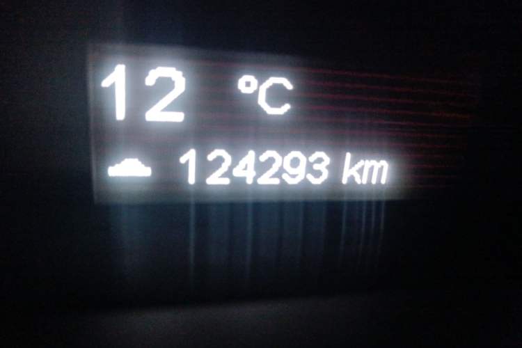 Used Fiat Viaggio 2012 1.4T Manual Enjoyment Edition Odometer Close Up