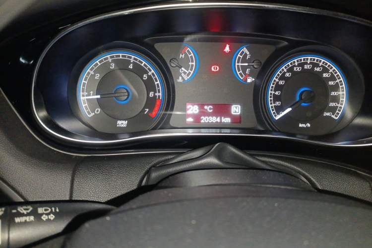 Used Fiat Viaggio 2012 1.4T Automatic Enjoyment Edition Odometer Close Up