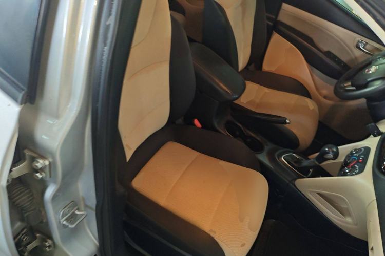 Used Fiat Viaggio 2012 1.4T Automatic Enjoyment Edition Right Front Seat