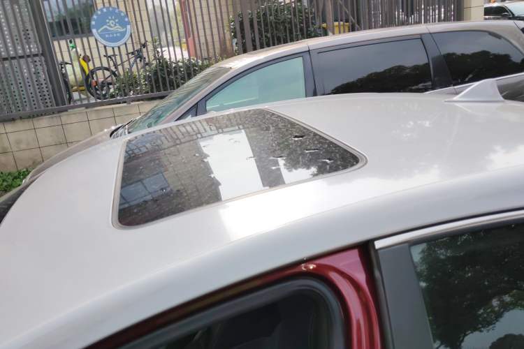 Used Fiat Viaggio 2012 1.4T Automatic Jingxiang Edition Roof