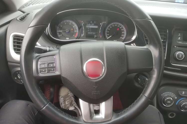 Used Fiat Viaggio 2012 1.4T Automatic Jingxiang Edition Steering Wheel
