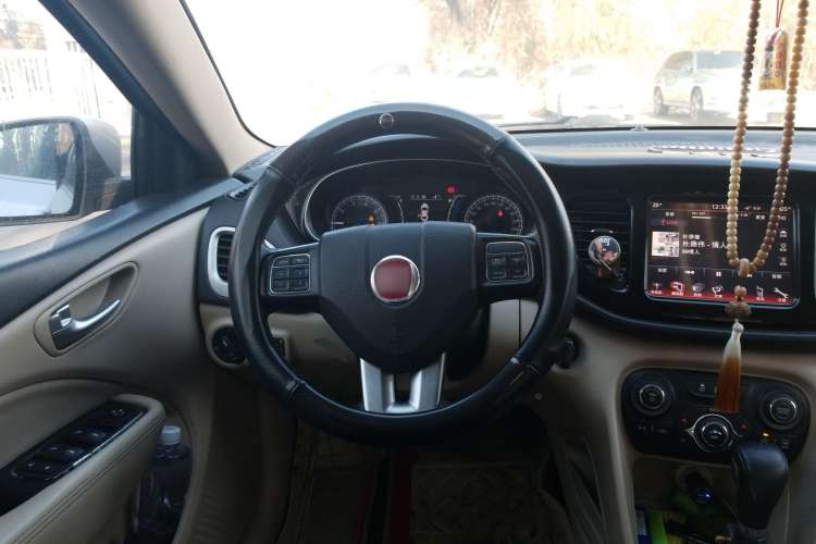 Used Fiat Viaggio 2012 1.4T Automatic Luxury Edition Steering Wheel
