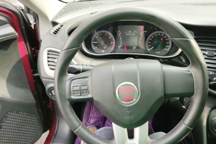Used Fiat Viaggio 2012 1.4T Automatic Jingxiang Edition Steering Wheel