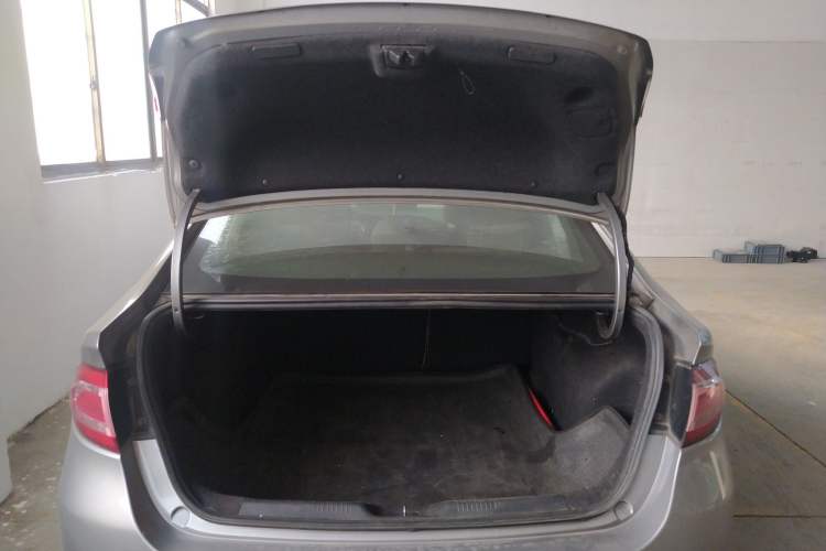 Used Fiat Viaggio 2012 1.4T Automatic Enjoyment Edition Trunk