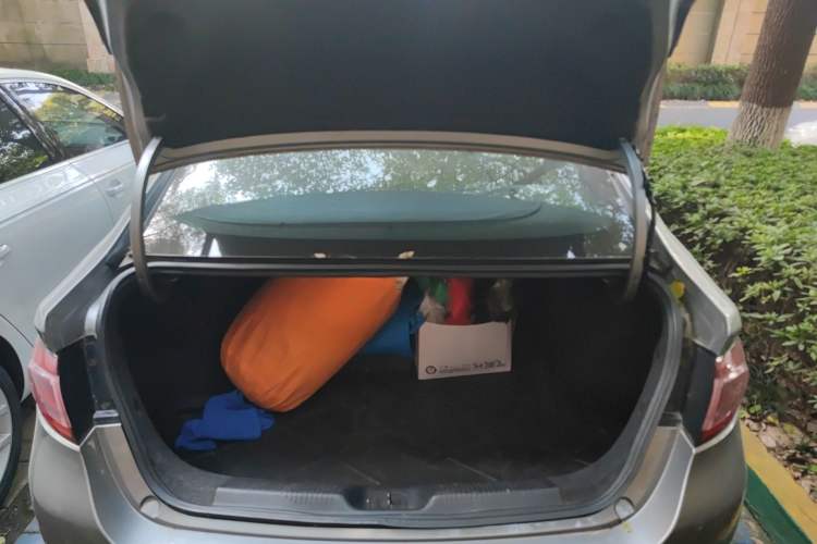 Used Fiat Viaggio 2012 1.4T Automatic Enjoyment Edition Trunk