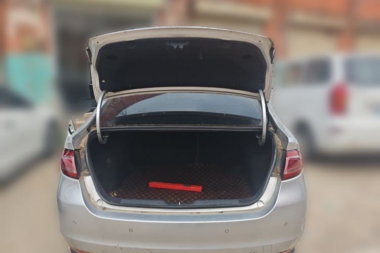 Used Fiat Viaggio 2012 1.4T Automatic Jingxiang Edition Trunk