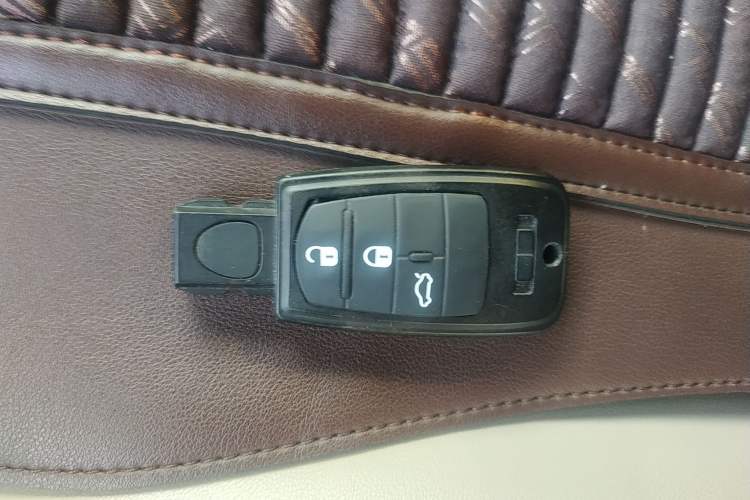 Used Fiat Viaggio 2012 1.4T Manual Enjoyment Edition Vehicle Key