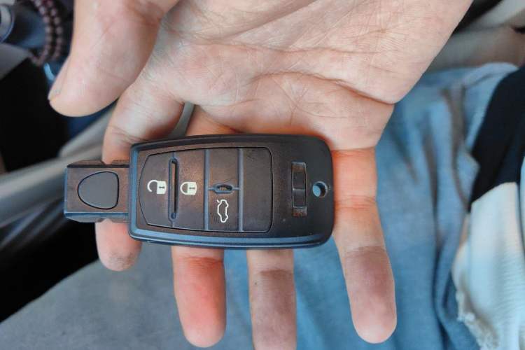 Used Fiat Viaggio 2012 1.4T Automatic Luxury Edition Vehicle Key