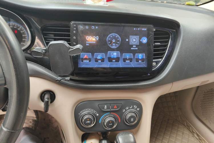 Used Fiat Viaggio 2012 1.4T Automatic Jingxiang Edition Audio And AC Panel