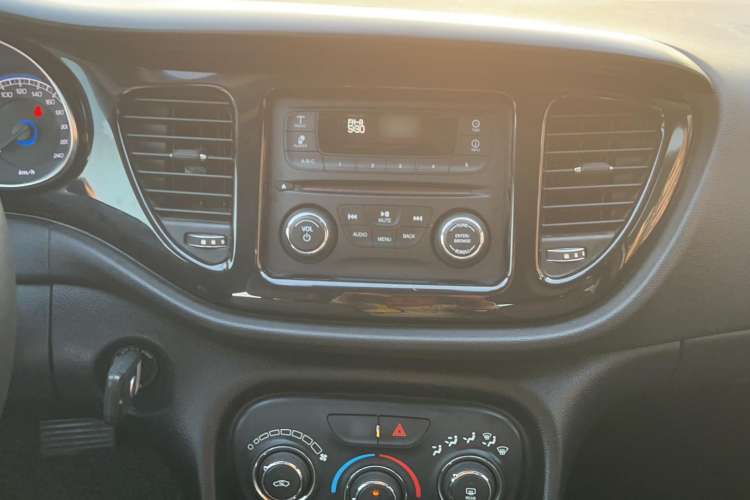 Used Fiat Viaggio 2012 1.4T Automatic Jingxiang Edition Audio And AC Panel