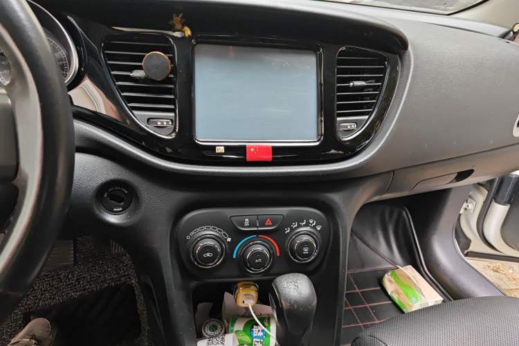 Used Fiat Viaggio 2012 1.4T Automatic Jingxiang Edition Audio And AC Panel