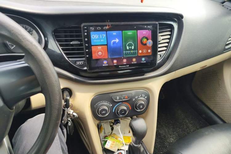 Used Fiat Viaggio 2012 1.4T Automatic Enjoyment Edition Audio And AC Panel