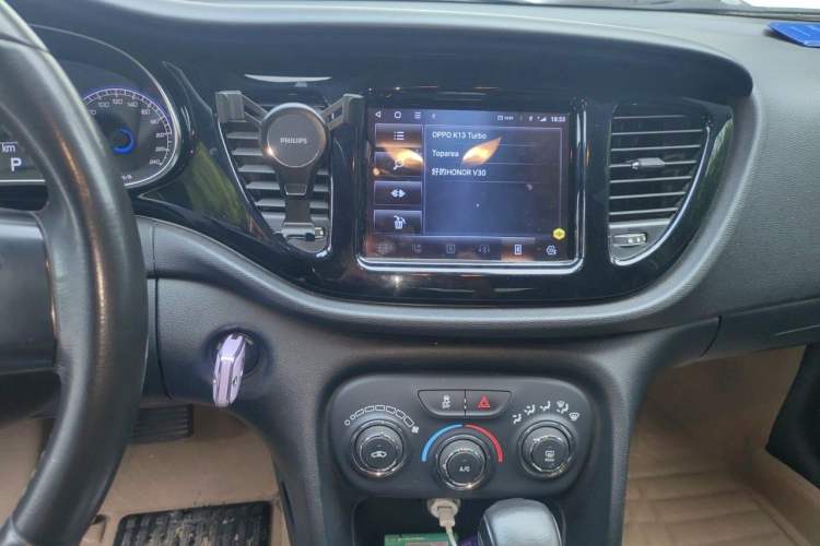 Used Fiat Viaggio 2012 1.4T Automatic Jingxiang Edition Audio And AC Panel