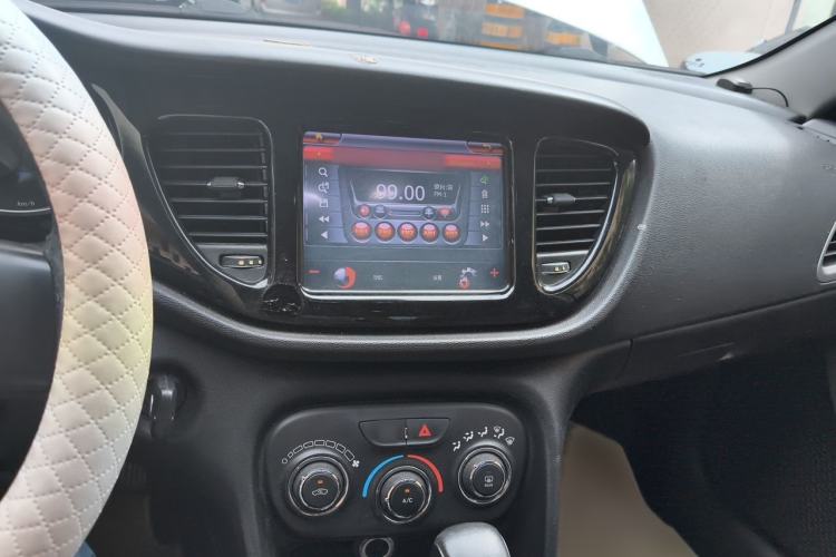 Used Fiat Viaggio 2012 1.4T Automatic Jingxiang Edition Audio And AC Panel