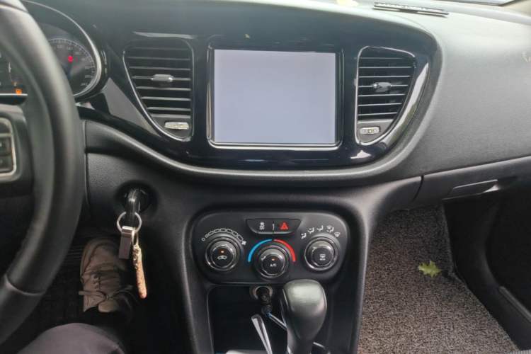 Used Fiat Viaggio 2012 1.4T Automatic Jingxiang Edition Audio And AC Panel