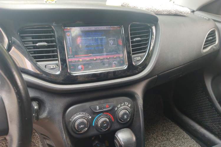 Used Fiat Viaggio 2012 1.4T Automatic Jingxiang Edition Audio And AC Panel