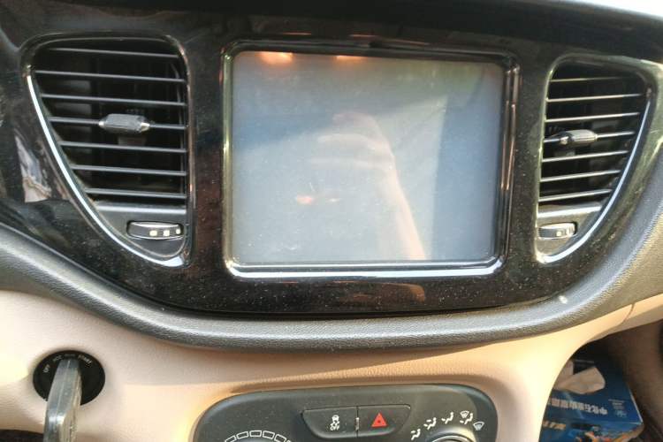 Used Fiat Viaggio 2012 1.4T Automatic Jingxiang Edition Audio And AC Panel
