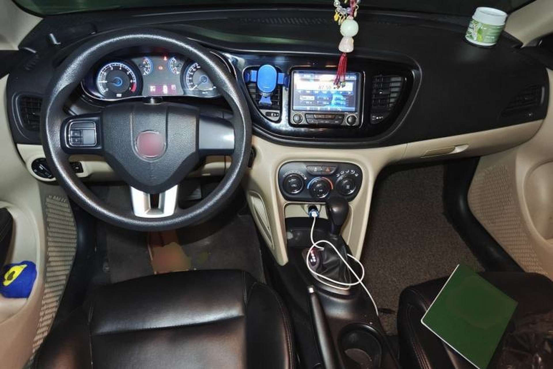 Used Fiat Viaggio 2012 1.4T Automatic Enjoyment Edition Center Console