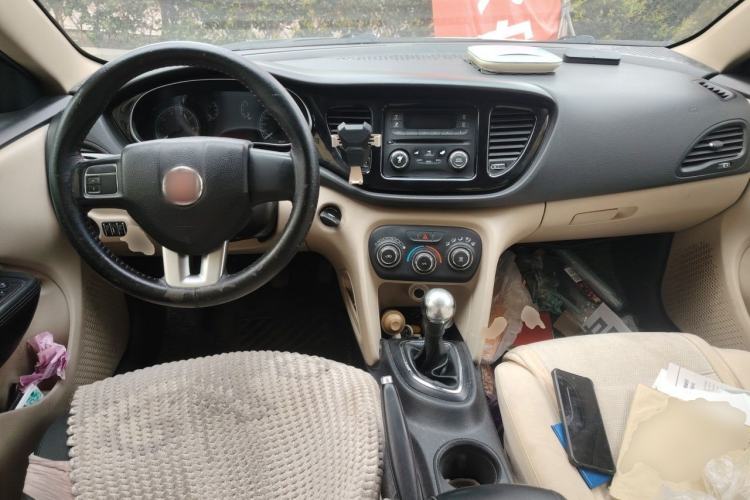 Used Fiat Viaggio 2012 1.4T Manual Enjoyment Edition Center Console