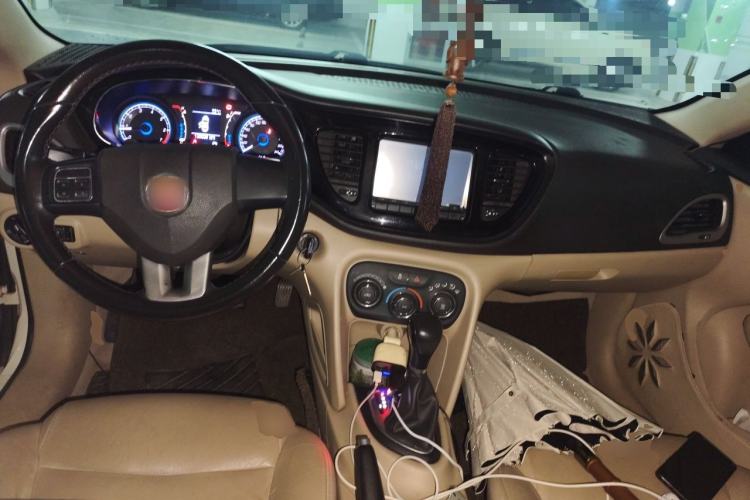 Used Fiat Viaggio 2012 1.4T Automatic Jingxiang Edition Center Console