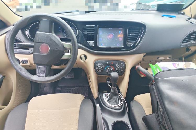 Used Fiat Viaggio 2012 1.4T Automatic Enjoyment Edition Center Console