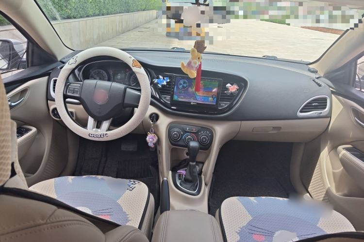 Used Fiat Viaggio 2012 1.4T Automatic Jingxiang Edition Center Console