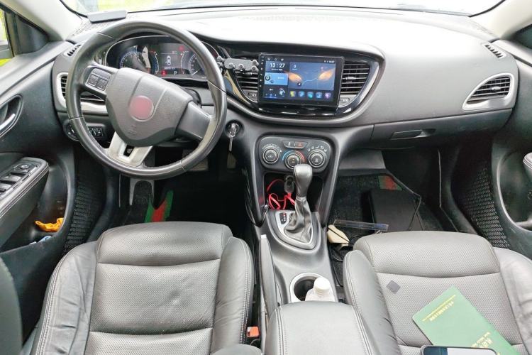 Used Fiat Viaggio 2012 1.4T Automatic Jingxiang Edition Center Console