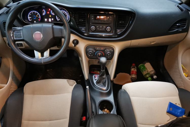 Used Fiat Viaggio 2012 1.4T Automatic Enjoyment Edition Center Console