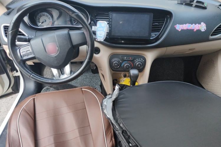 Used Fiat Viaggio 2012 1.4T Automatic Enjoyment Edition Center Console