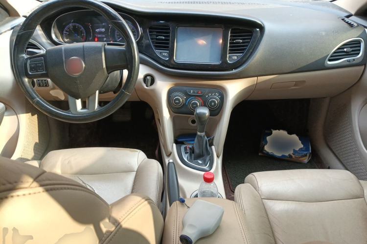Used Fiat Viaggio 2012 1.4T Automatic Jingxiang Edition Center Console