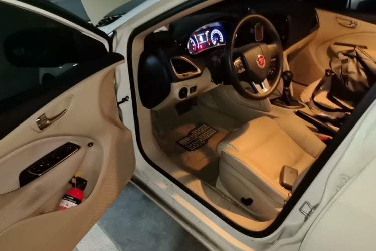 Used Fiat Viaggio 2012 1.4T Automatic Jingxiang Edition Driver Seat